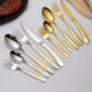 Ensemble de Couverts de Luxe en Acier Inoxydable – Finition Dorée (5 Pièces)
