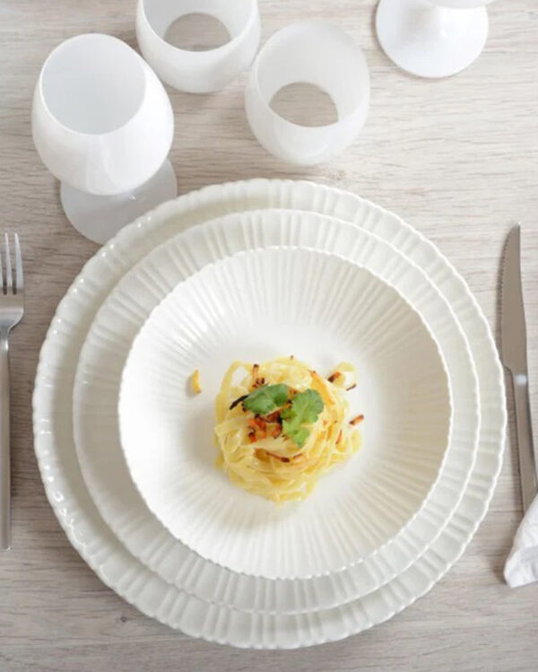Assiettes creuses blanche FLORA (lot de 6)